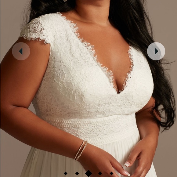 Bridal size 18 lace illusion wedding dress - Picture 6 of 7